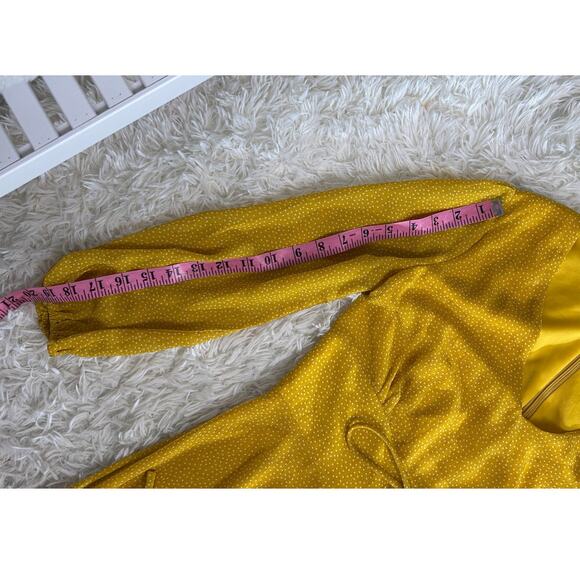 Le Lis Women’s Size M Yellow Polka Dot Lace Up Waist Lined A Line Dress #0481 - Picture 14 of 14